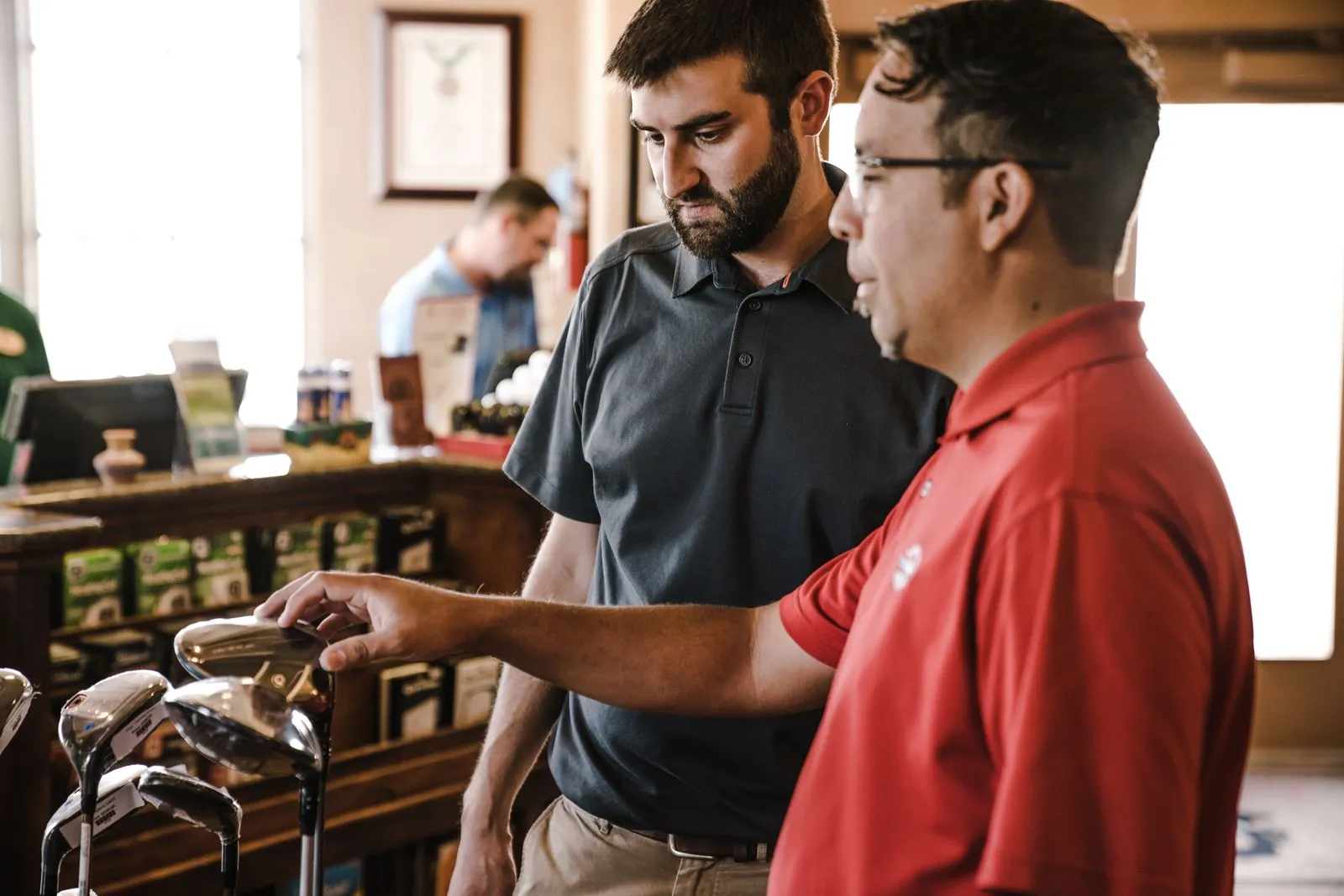 When to Play Safe Around Course Hazards